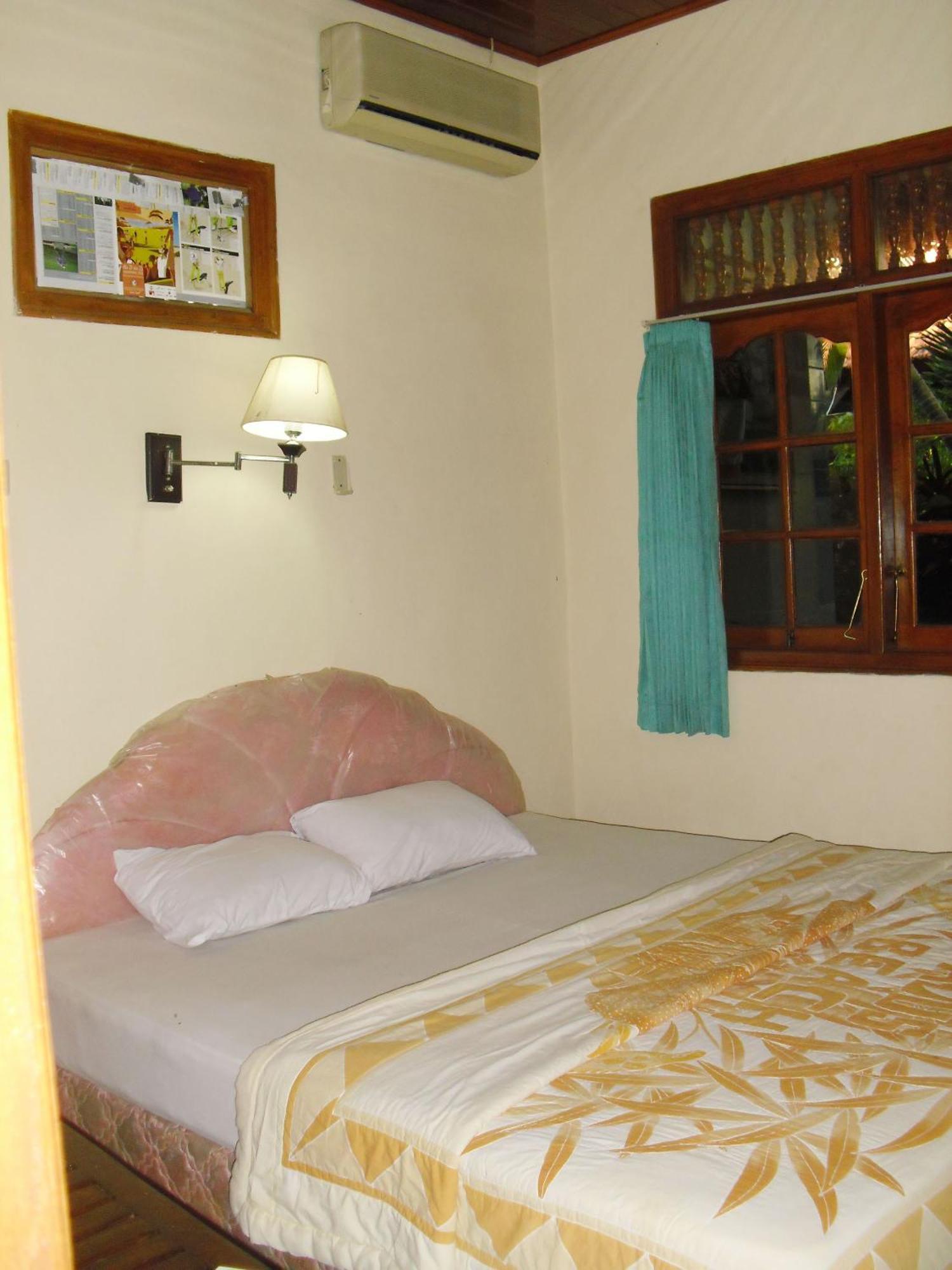 Adus Beach Inn Легиан Экстерьер фото