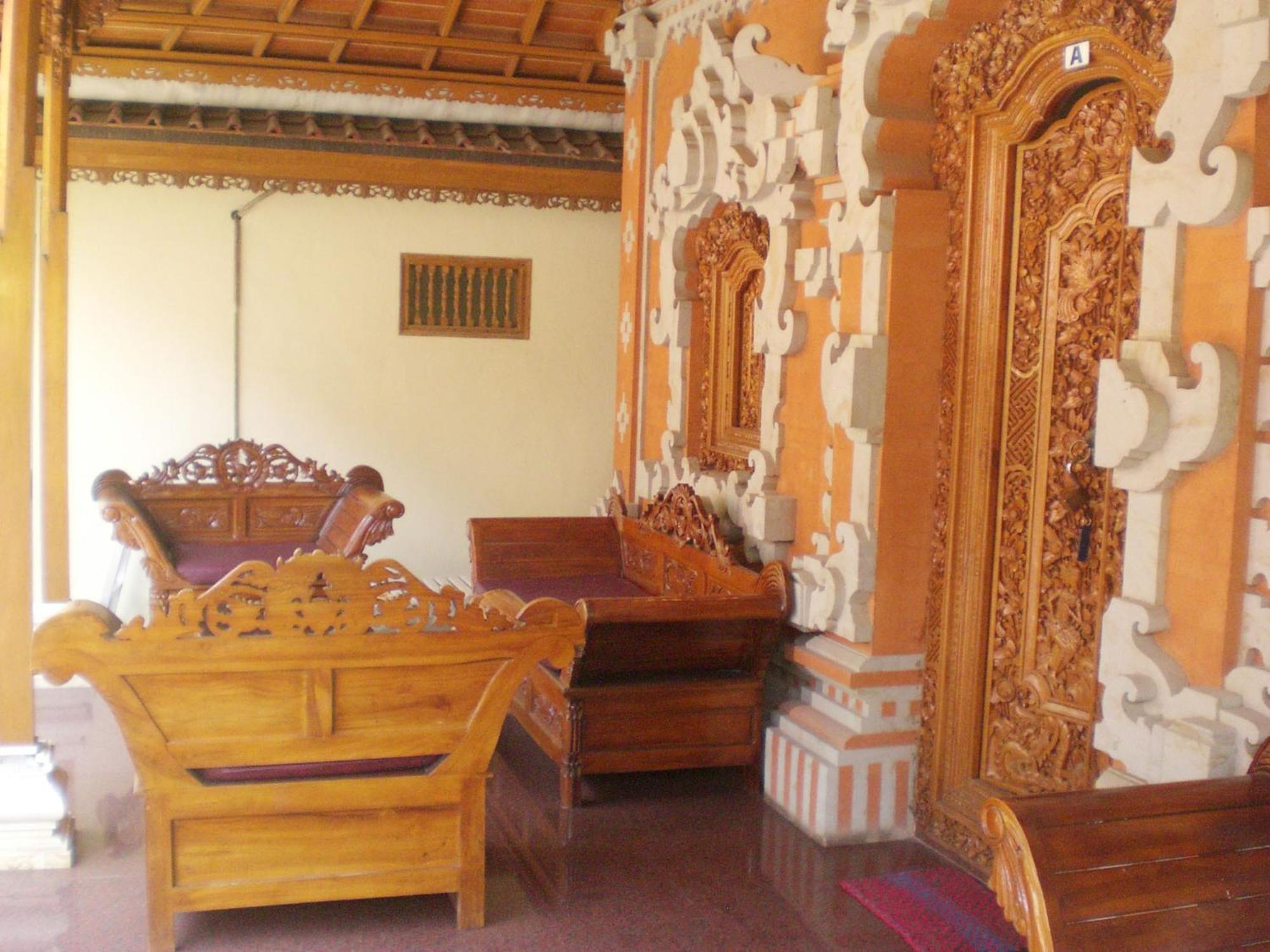 Adus Beach Inn Легиан Экстерьер фото