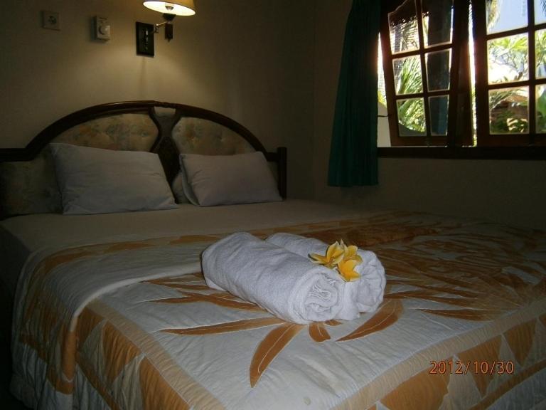 Adus Beach Inn Легиан Экстерьер фото